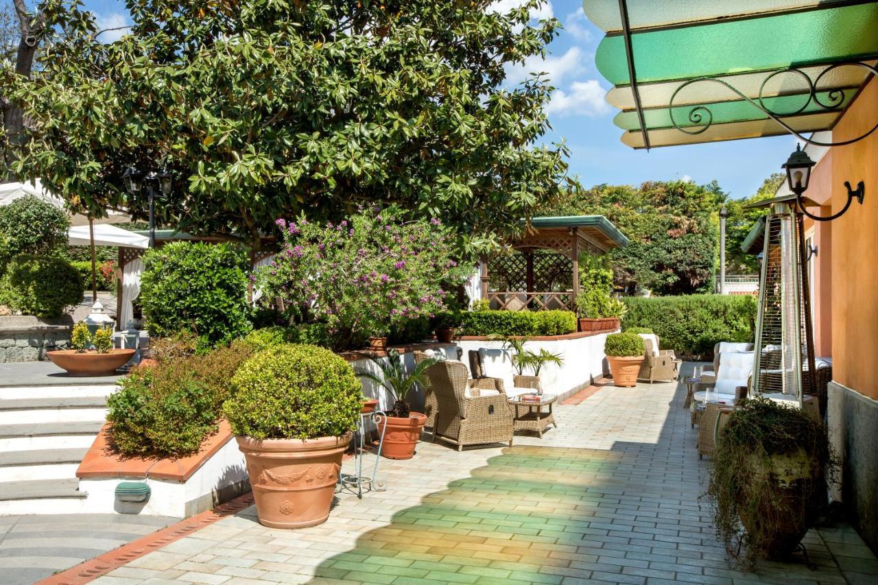 Montespina Park Hotel نابولي المظهر الخارجي الصورة