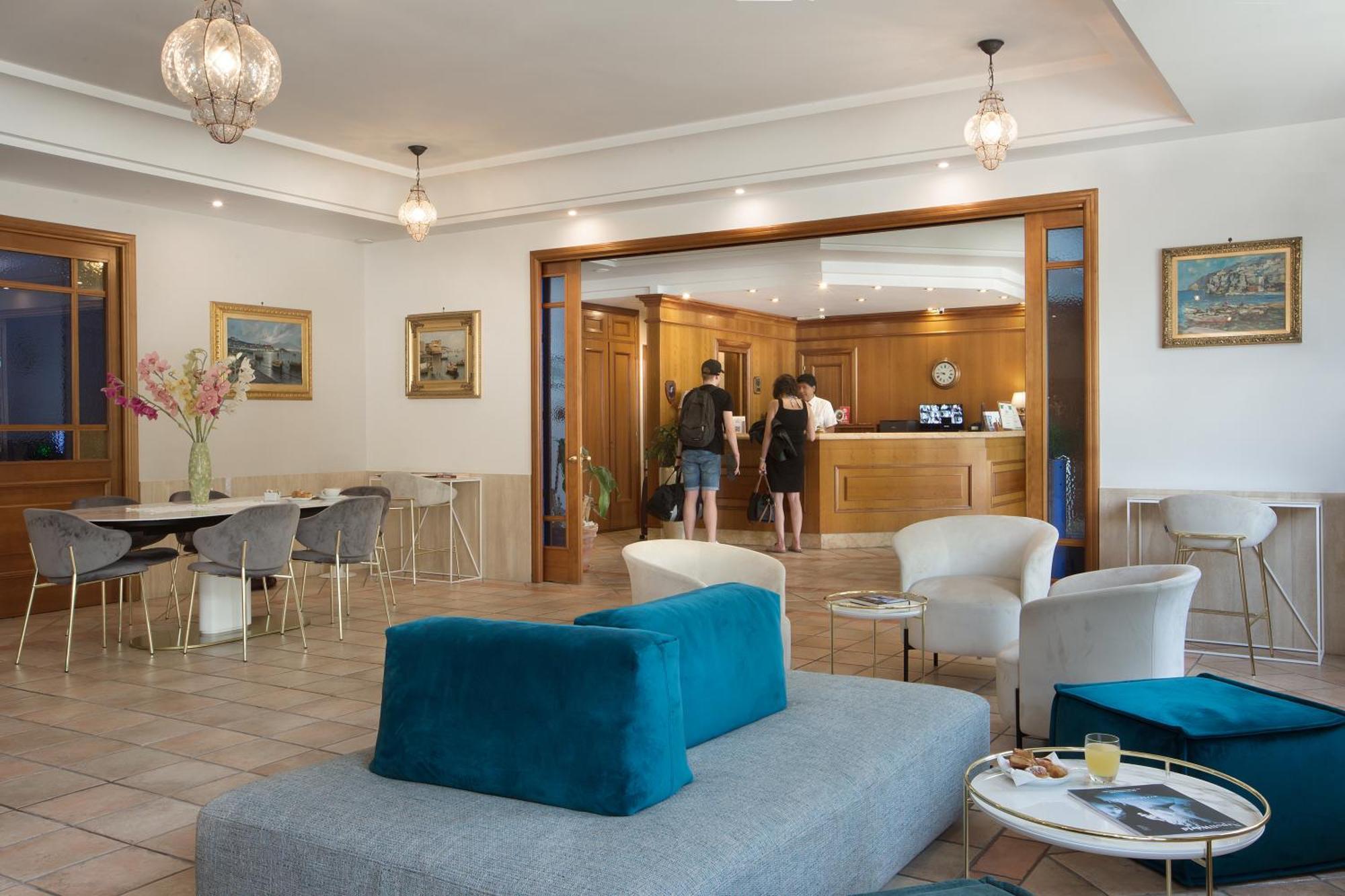 Montespina Park Hotel نابولي المظهر الخارجي الصورة