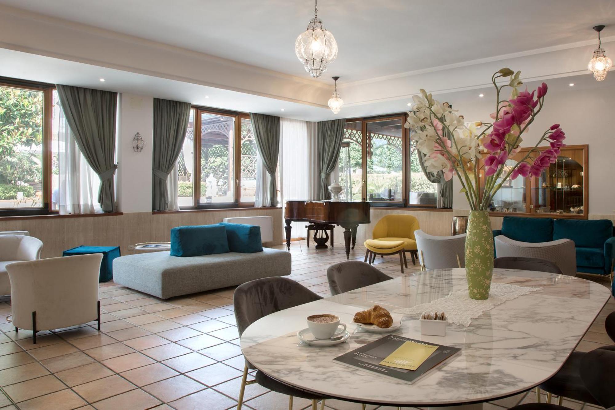Montespina Park Hotel نابولي المظهر الخارجي الصورة